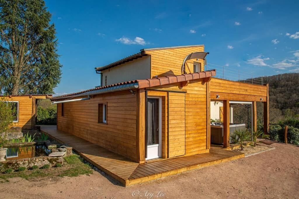Gite Du Mont Plaisir Villa Chouvigny Ngoại thất bức ảnh