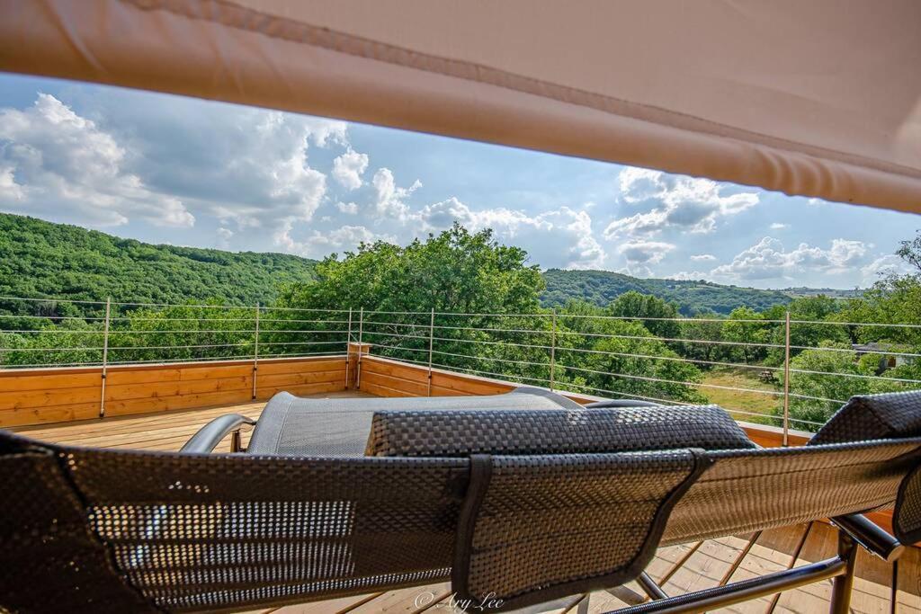 Gite Du Mont Plaisir Villa Chouvigny Ngoại thất bức ảnh
