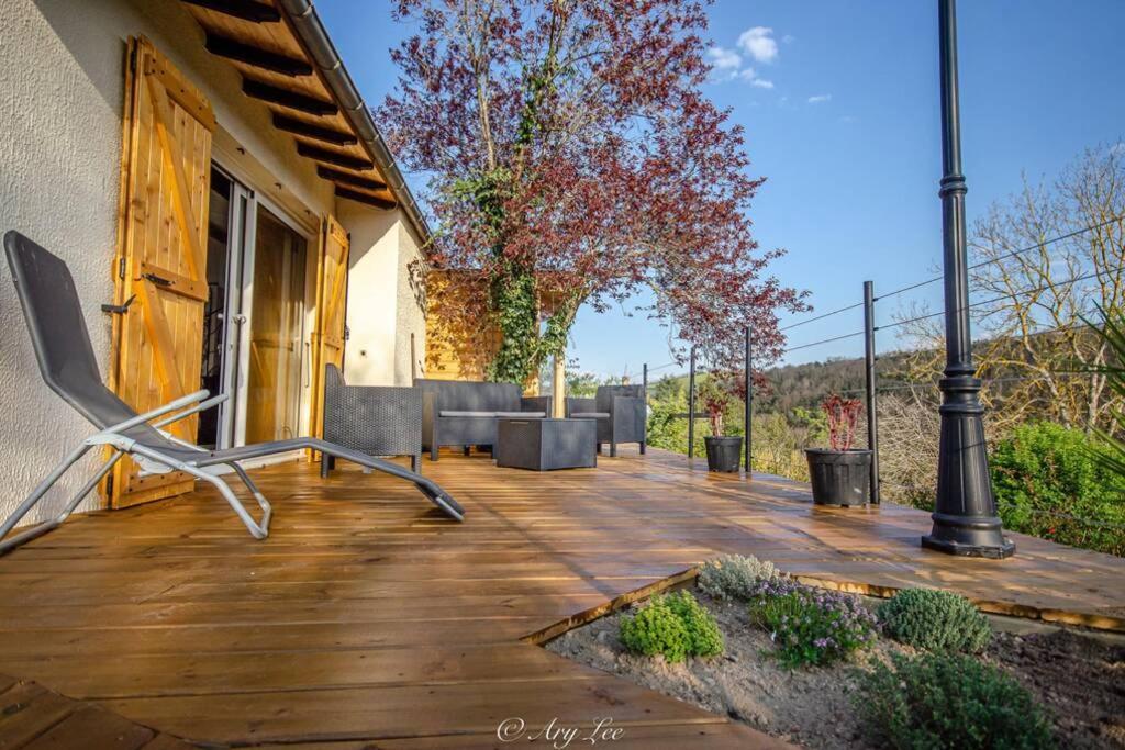 Gite Du Mont Plaisir Villa Chouvigny Ngoại thất bức ảnh